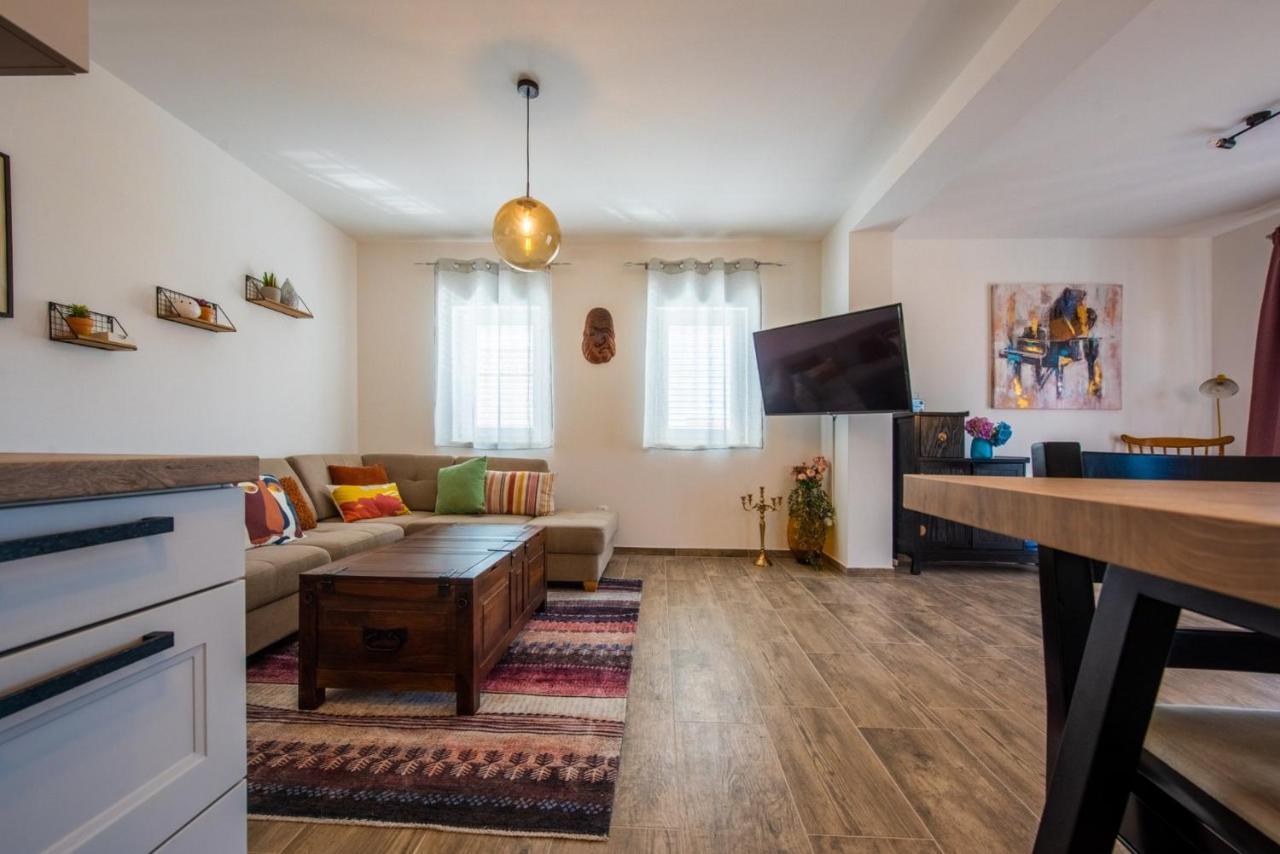 Apartman Paula Kaštela Extérieur photo